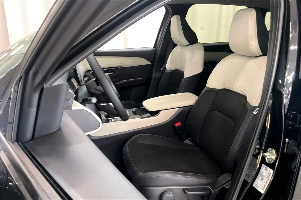 New 2026 Jet Black Mica Mazda 2.5 S Select AWD image 9