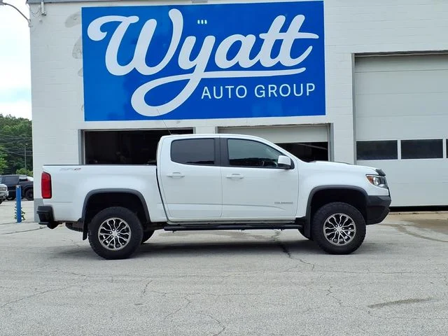 Used 2019 White Chevrolet ZR2 image 23