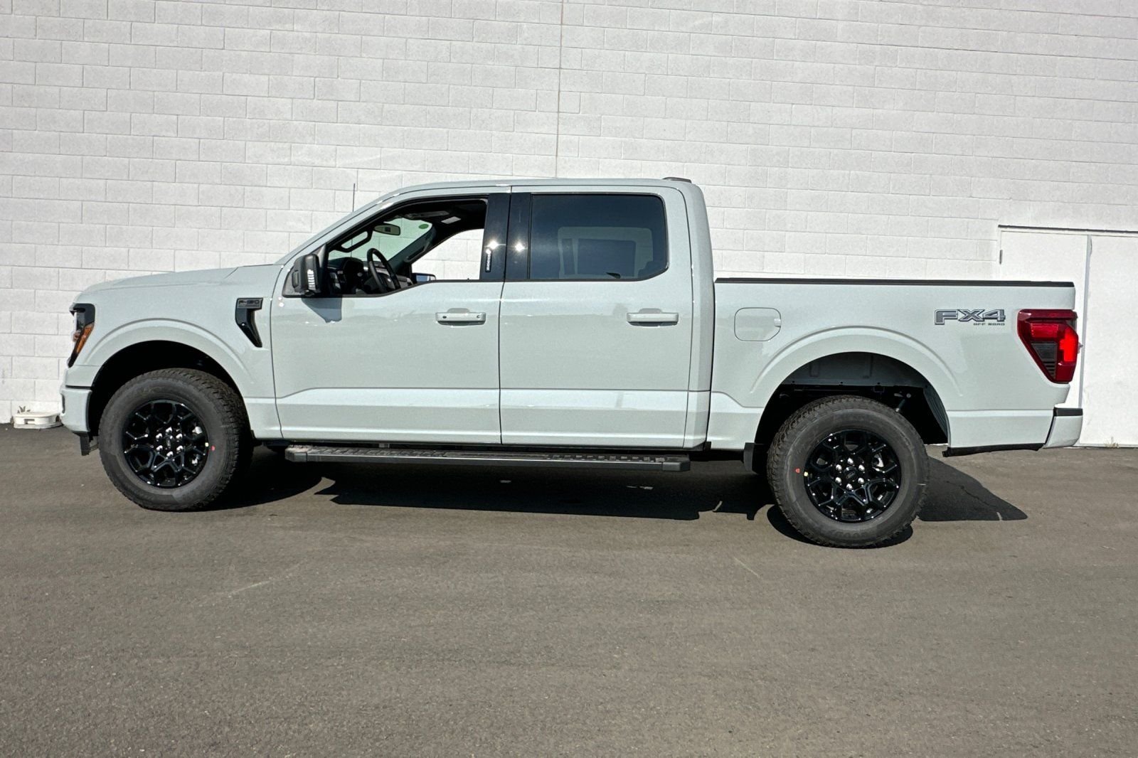 New 2026 White Ford XLT image 6