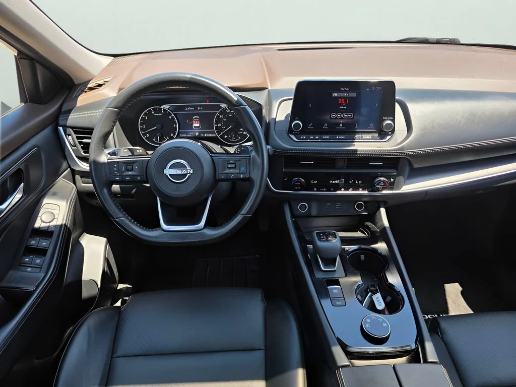 Used 2023 Black Nissan SV Intelligent AWD image 25