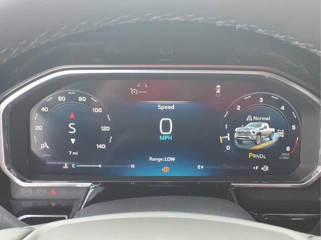 New 2026 Summit White Chevrolet LT image 10
