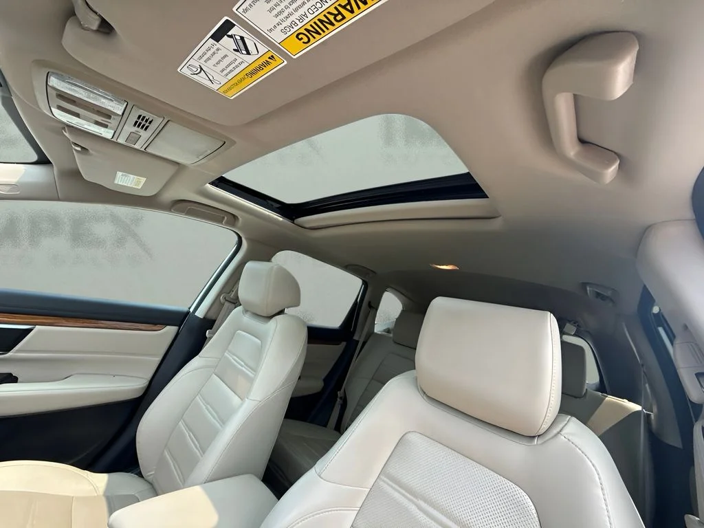 Used 2020 White Honda Touring image 6