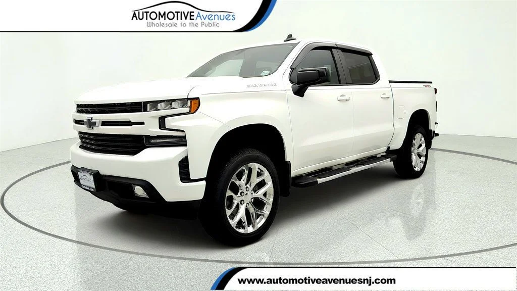 Used 2019 Summit White Chevrolet 4WD Crew Cab 147