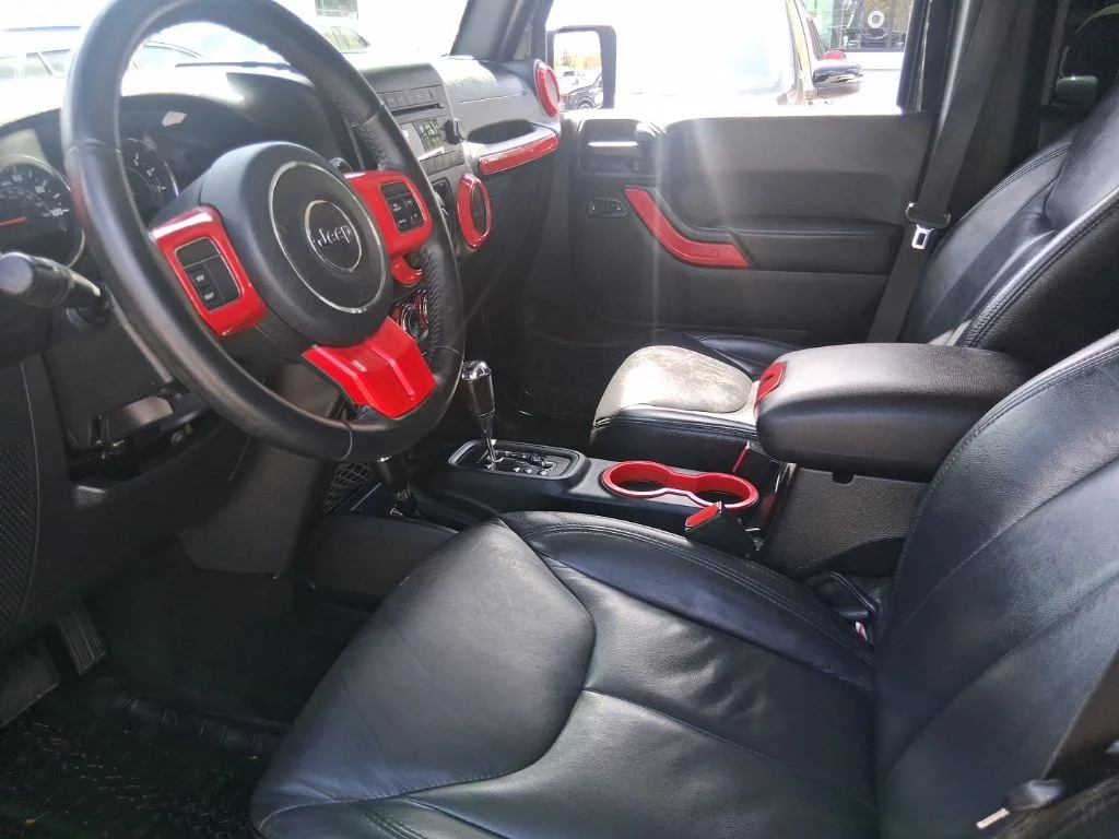 Used 2016 Black Jeep Unlimited Sport image 12