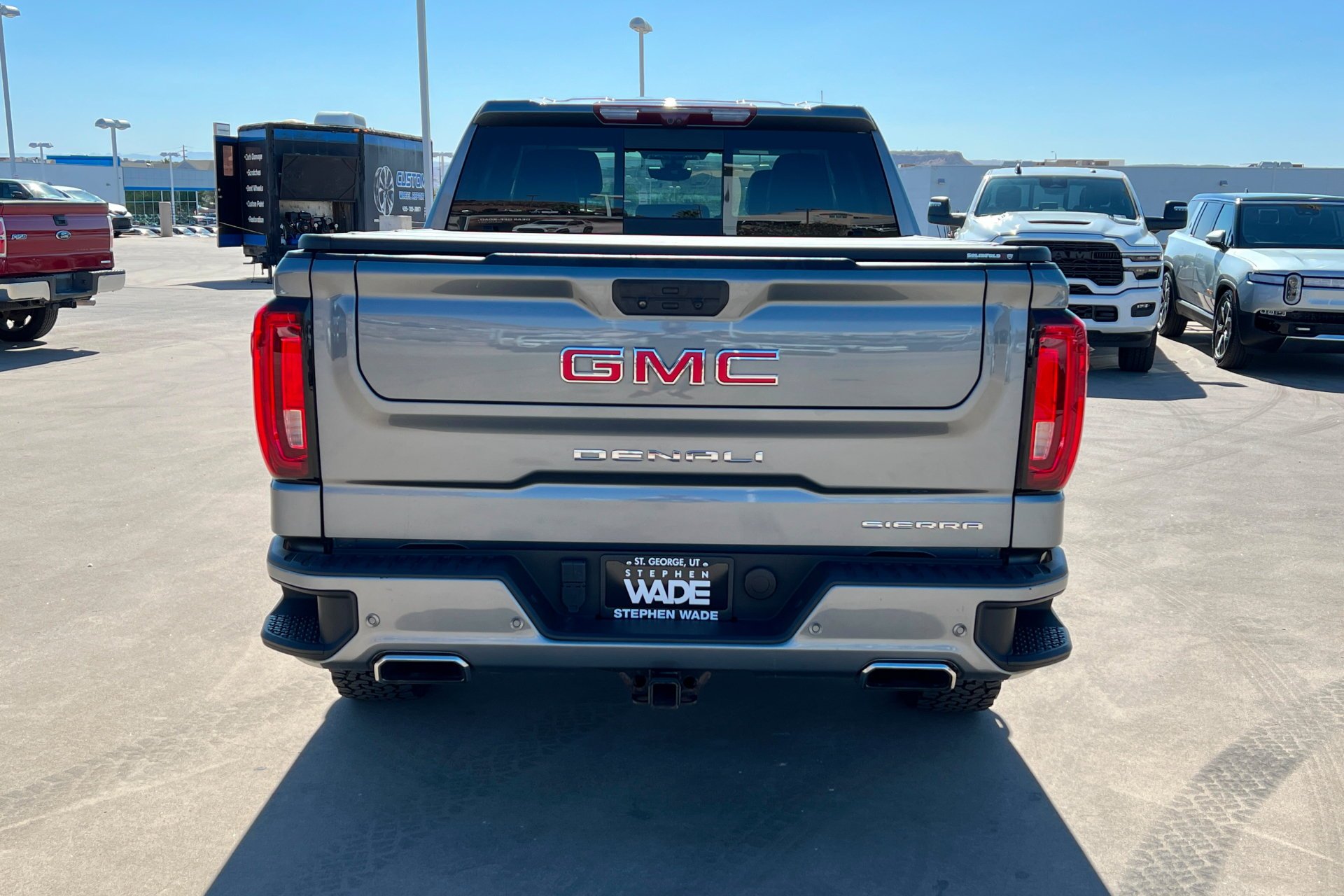 Used 2020 Satin Steel Metallic GMC Denali image 5