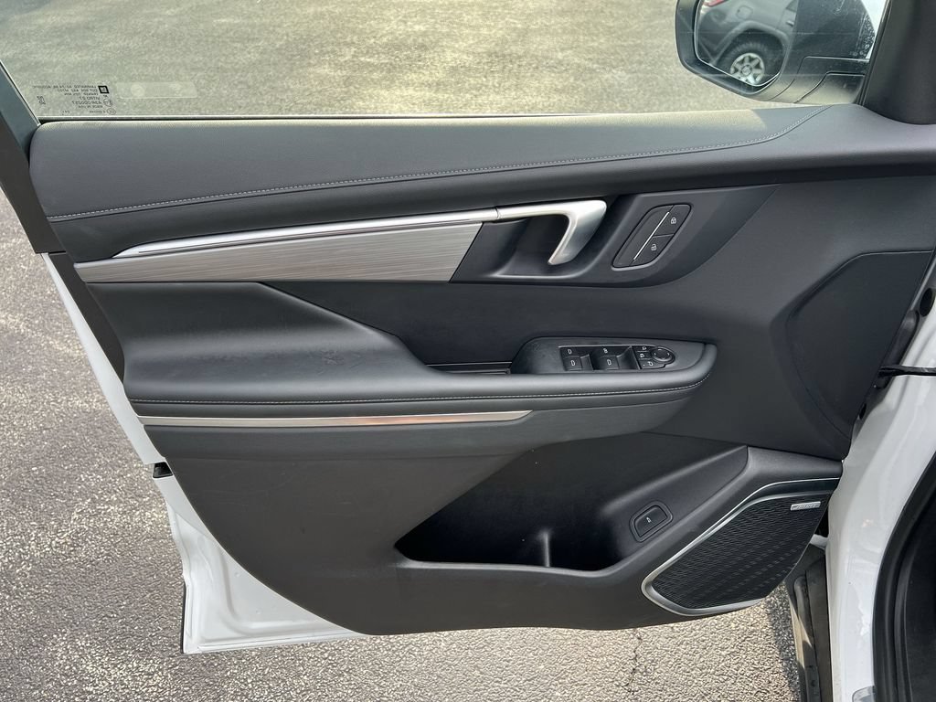 2025 Buick Enclave Preferred - Photo 19