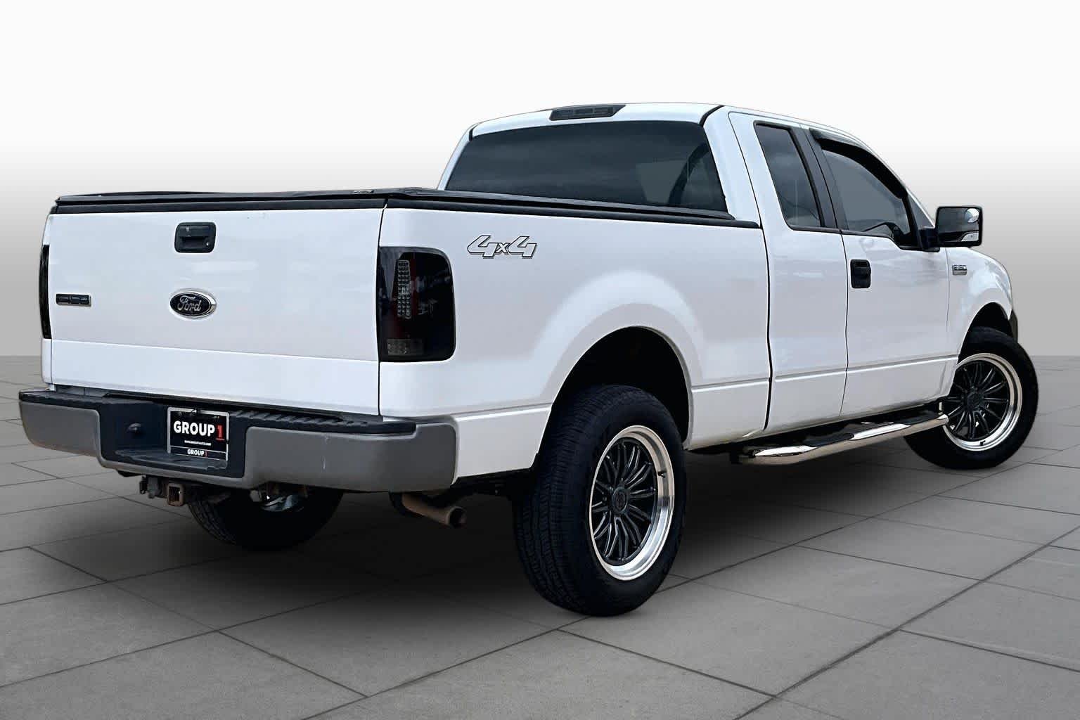 Used 2007 White Sand Tri-Coat Metallic Ford XLT image 12