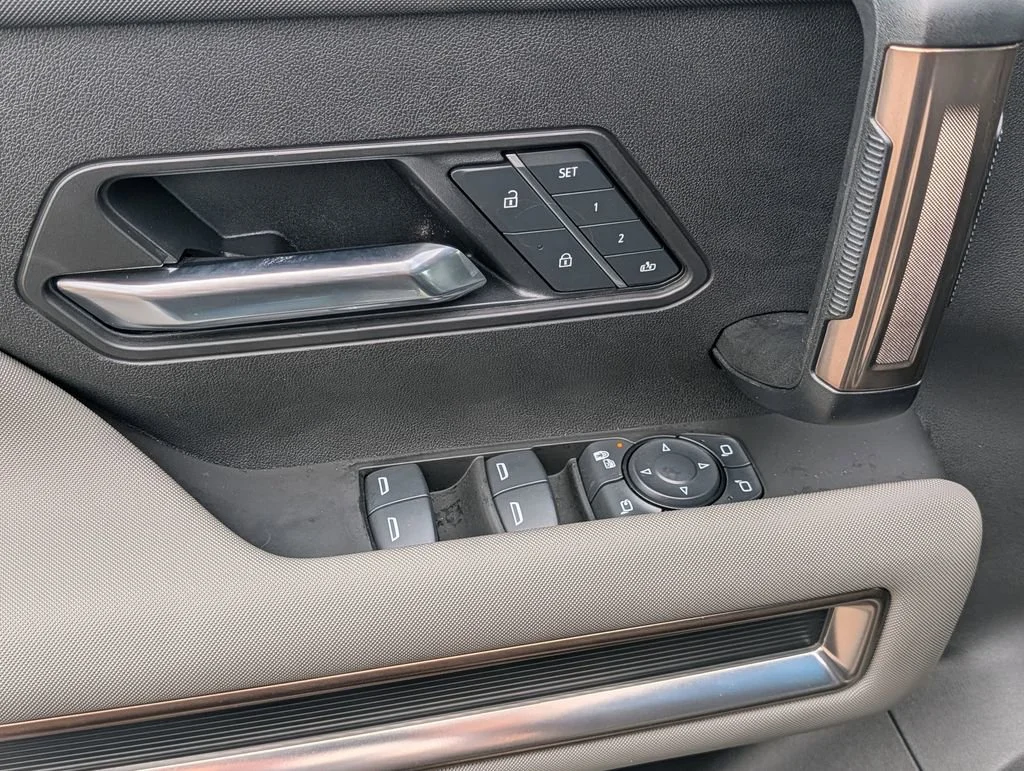 2025 GMC HUMMER EV 3X - Photo 11