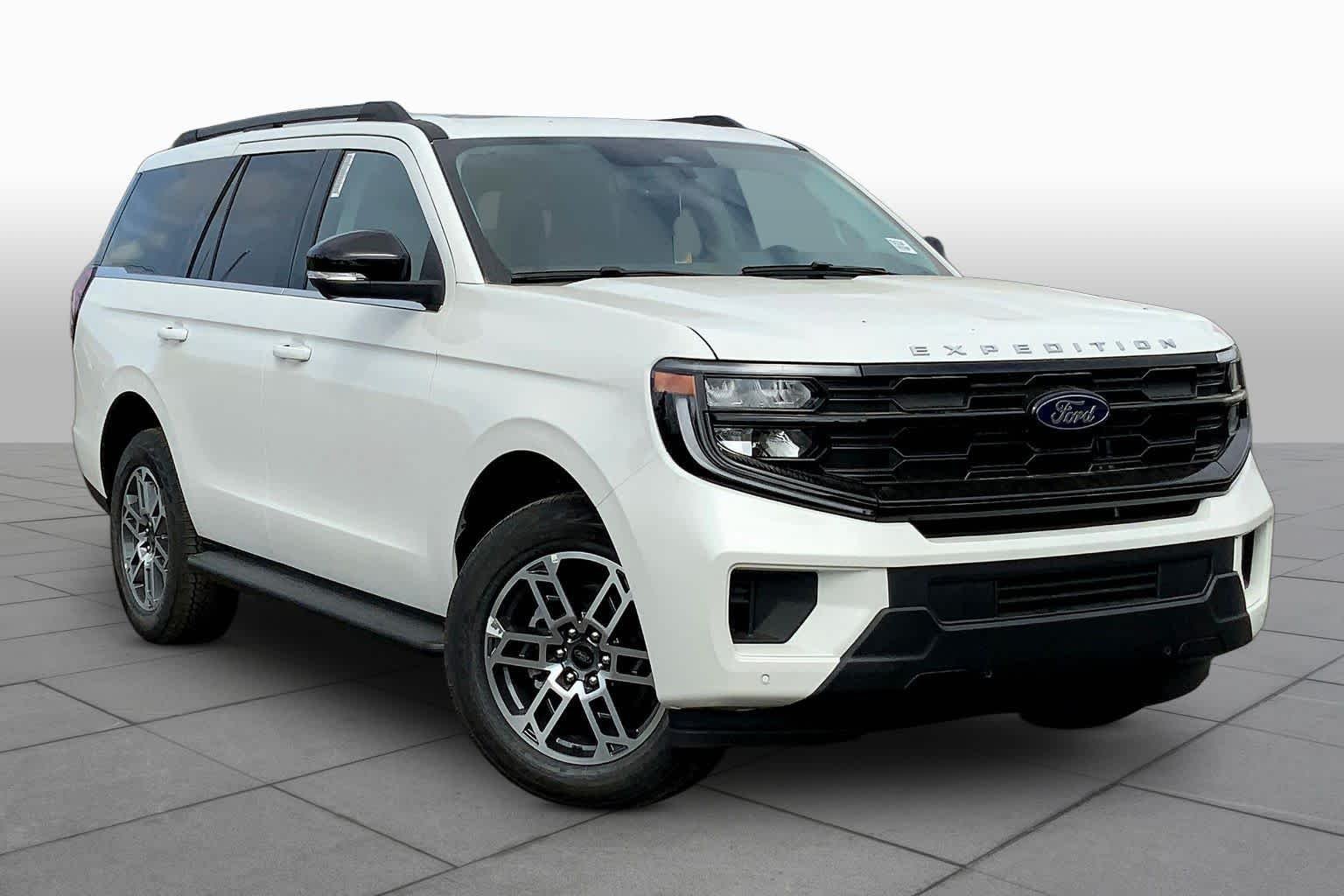 New 2026 Star White Metallic Tri-Coat Ford Active image 2