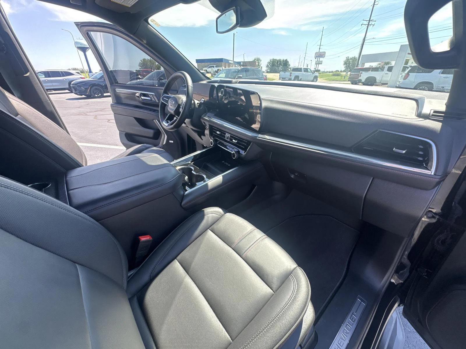 Used 2025 Black Chevrolet RST image 17