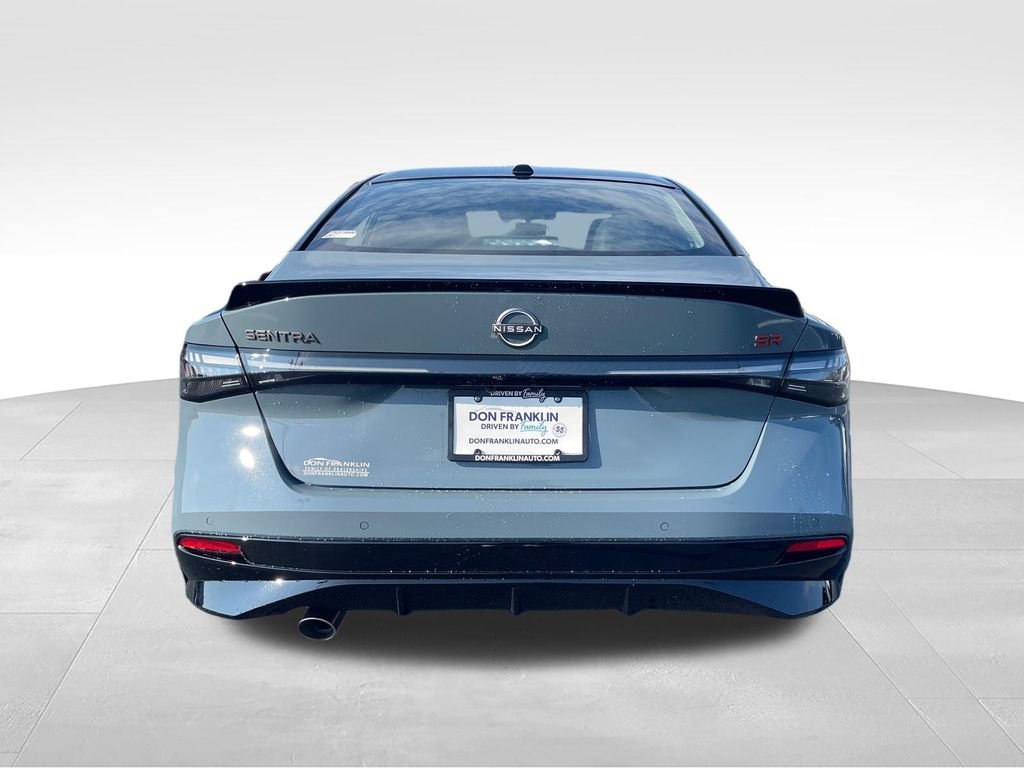 New 2026 Gray Nissan SR image 4