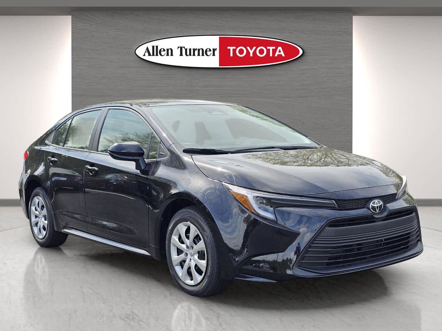 2026 Toyota Corolla LE Hybrid CVT's photo
