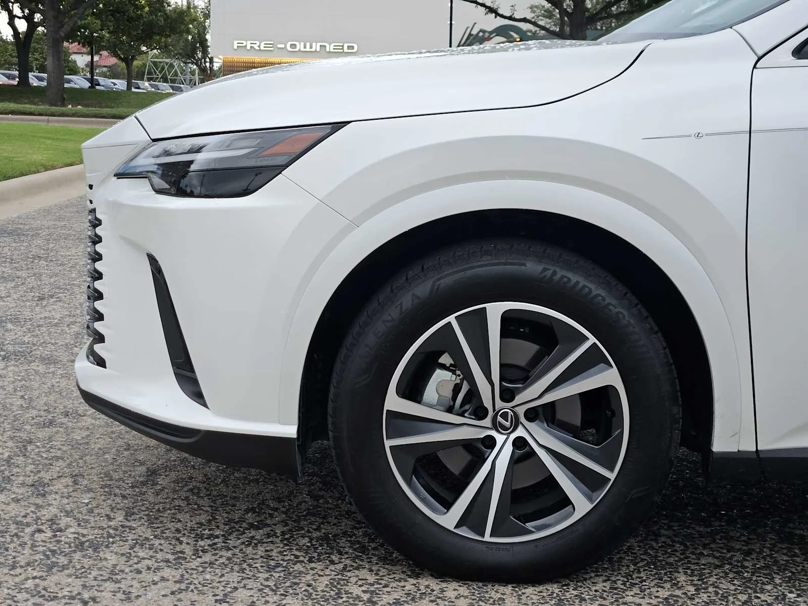 Certified Used 2024 EMINENT WHITE PEARL Lexus Premium image 5