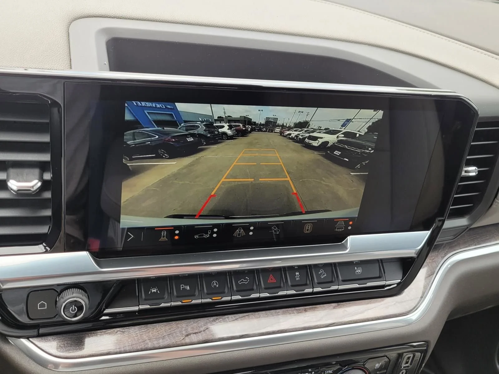 2026 Chevrolet Silverado 1500 LTZ - Photo 18