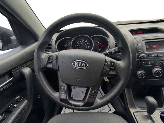 2013 Kia Sorento LX - Photo 12