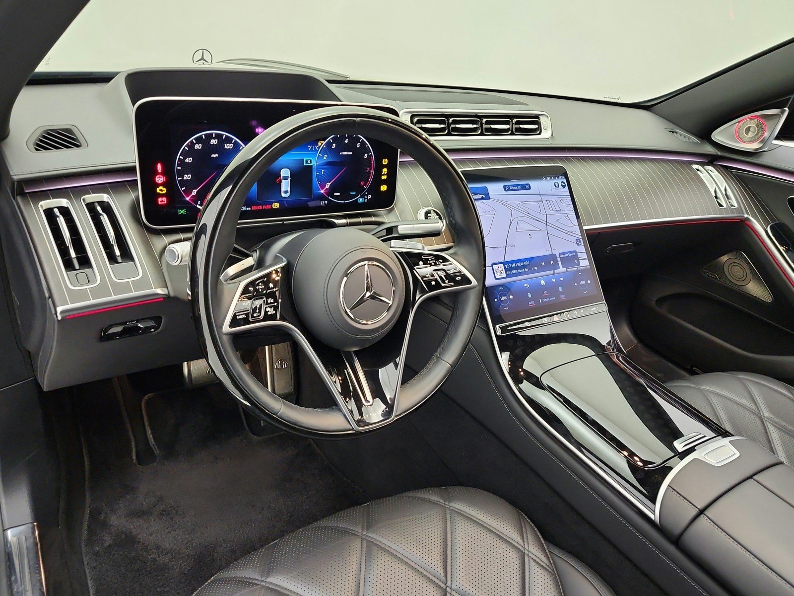 Certified Used 2024 Obsidian Black Metallic Mercedes-Benz Maybach S 580 4MATIC® Sedan image 9
