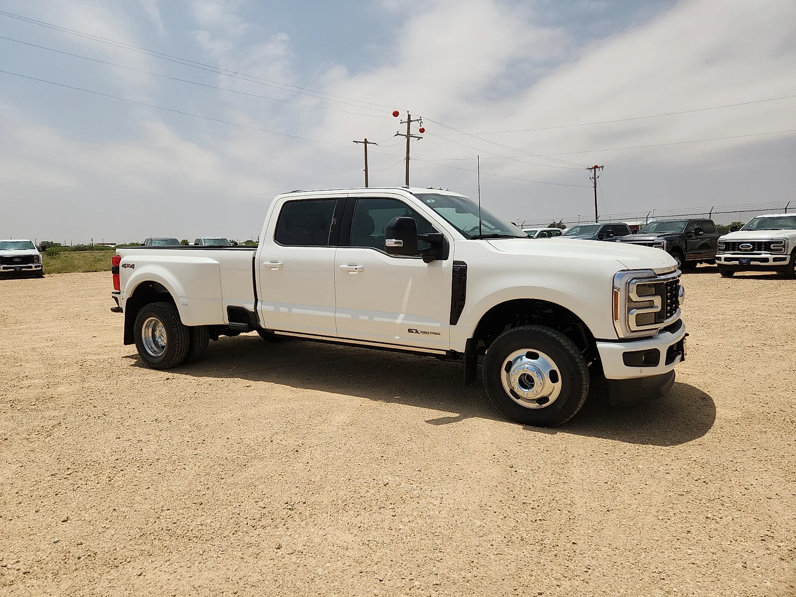 New 2026 Star White Metallic Tri-Coat Ford F-350® Platinum® image 8