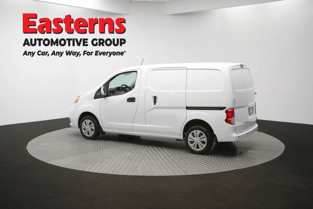 Used 2021 White Nissan SV image 61