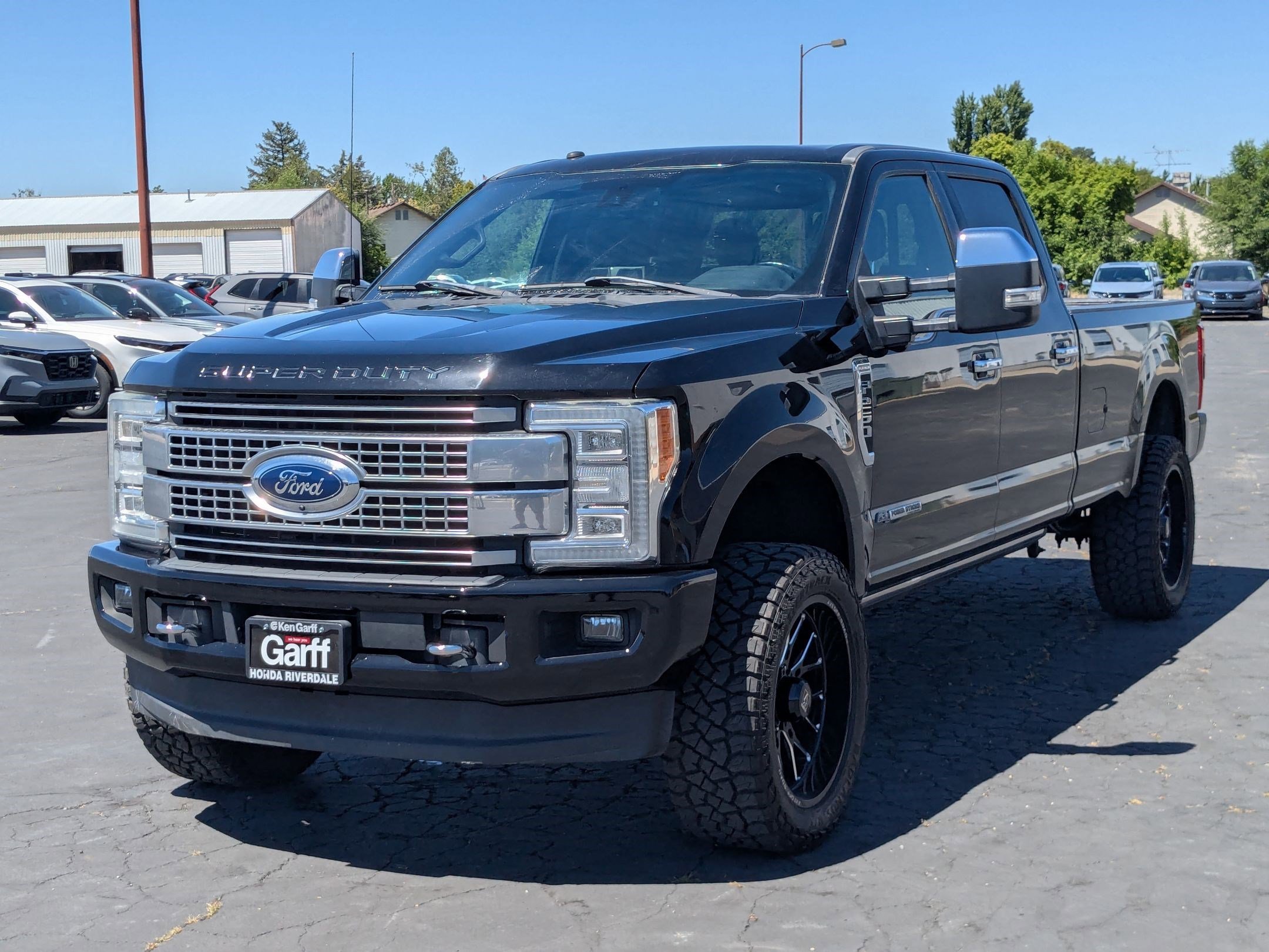 Used 2018 Shadow Black Ford Platinum image 8