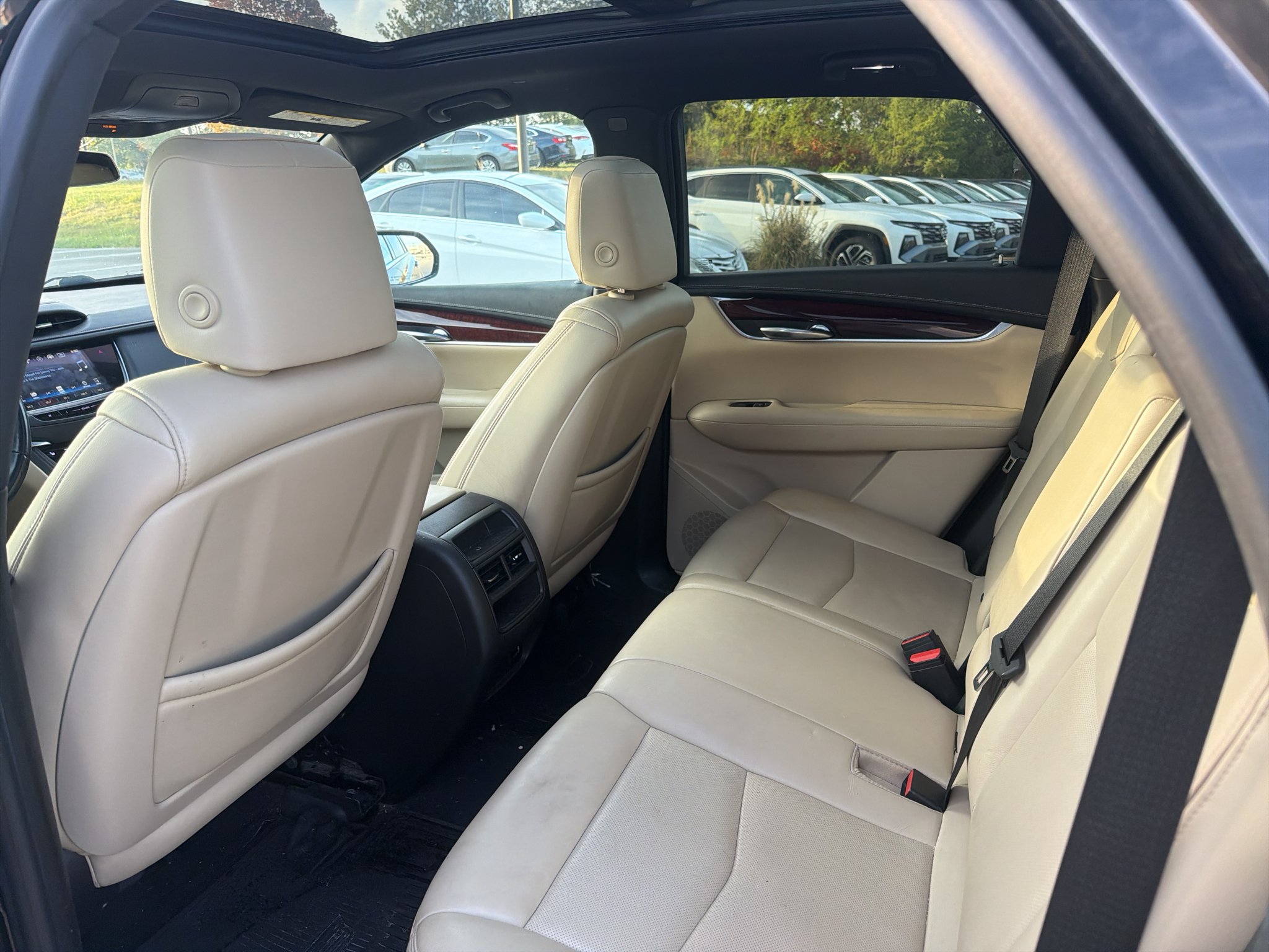 Used 2017 Stellar Black Metallic Cadillac Luxury AWD image 9