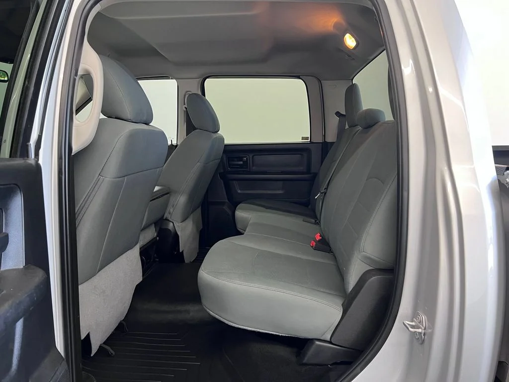 Used 2018 Bright Silver Metallic Clearcoat Ram Tradesman image 20