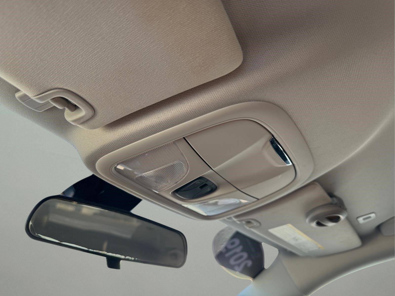 Used 2019 Sting-Gray Clearcoat Jeep Altitude image 32