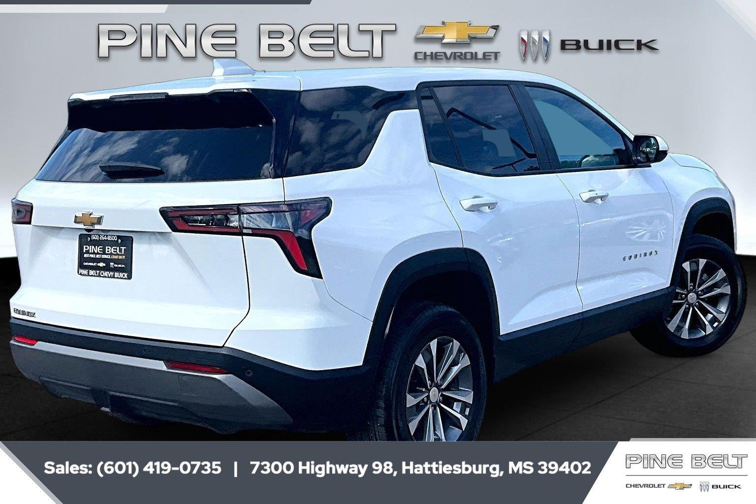 Used 2026 Summit White Chevrolet LT image 11
