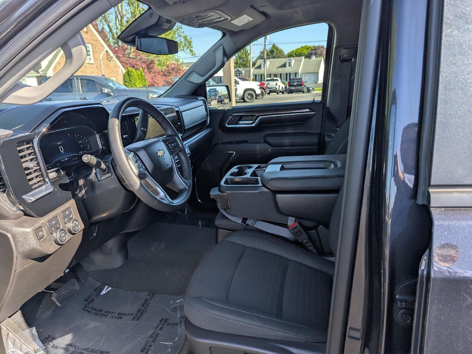 Used 2024 Dark Ash Metallic Chevrolet LT image 25