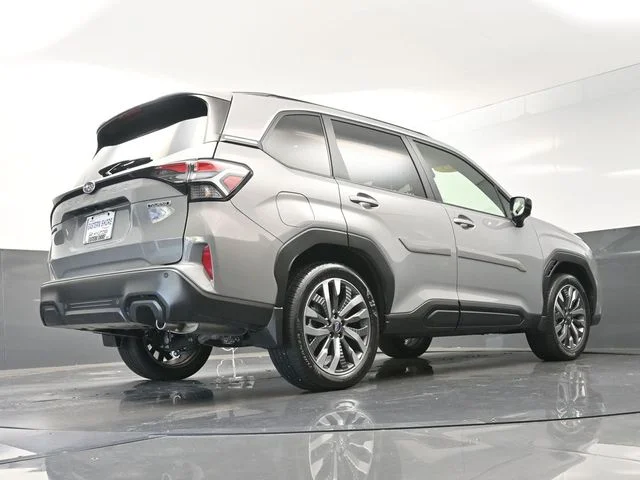 Used 2025 Beige Subaru Touring image 38