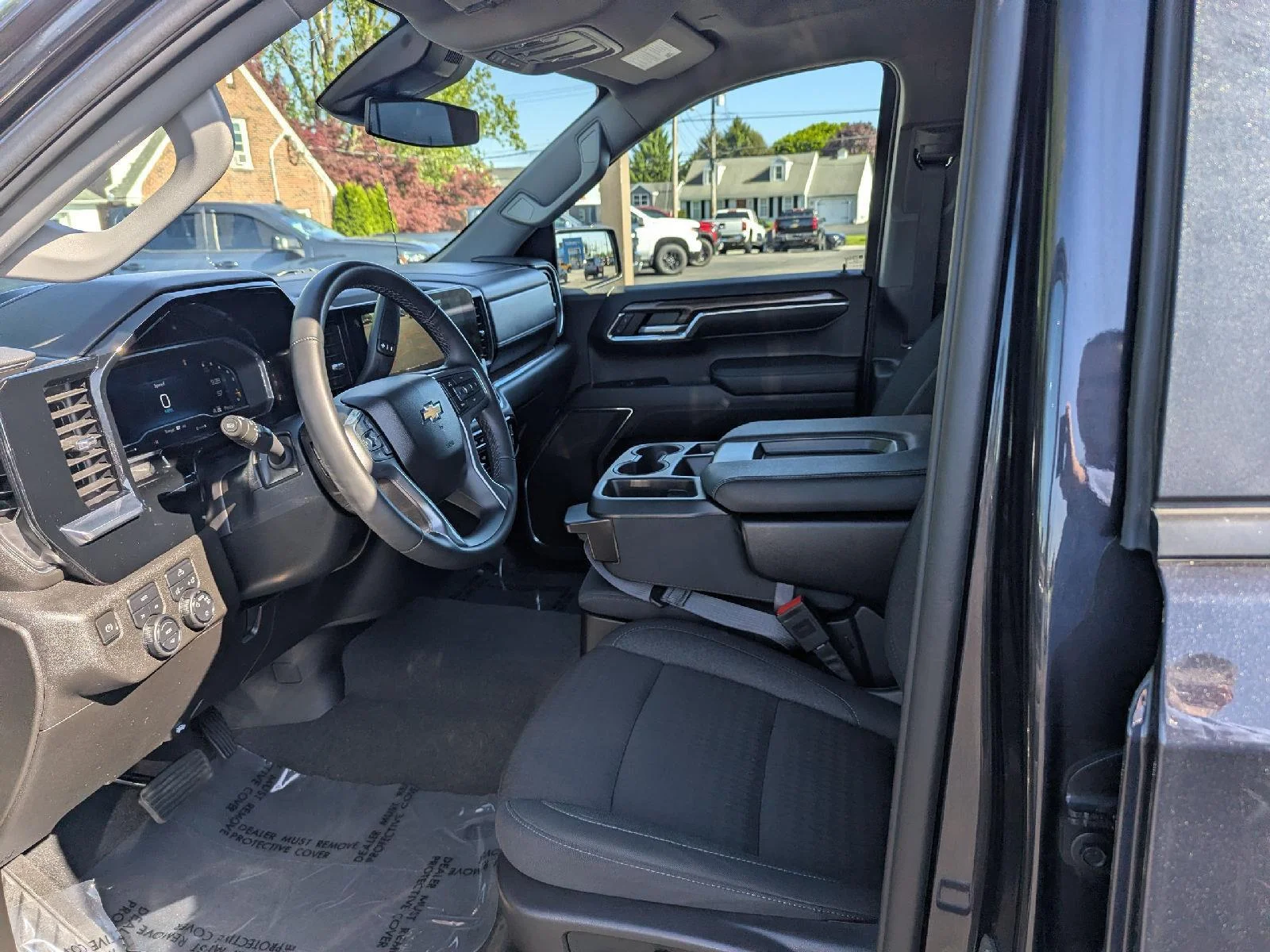 2024 Chevrolet Silverado 1500 LT - Photo 24