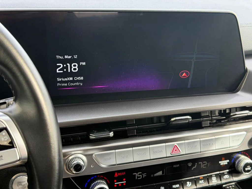 Used 2025 Black Kia S image 12