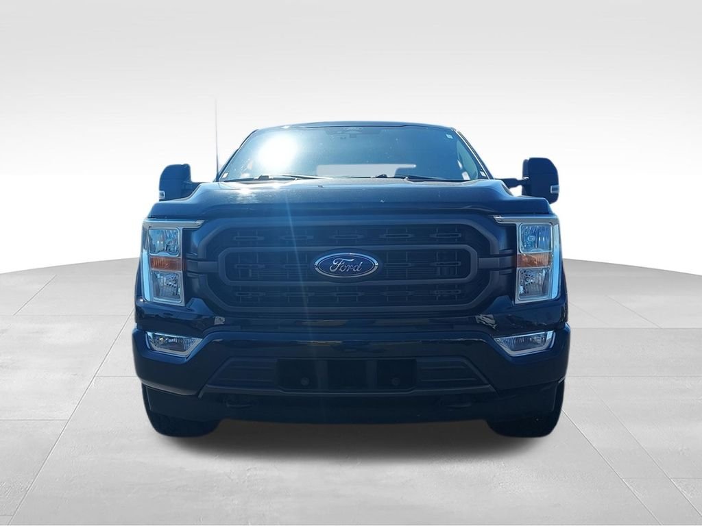 Used 2022 Black Ford XLT image 3