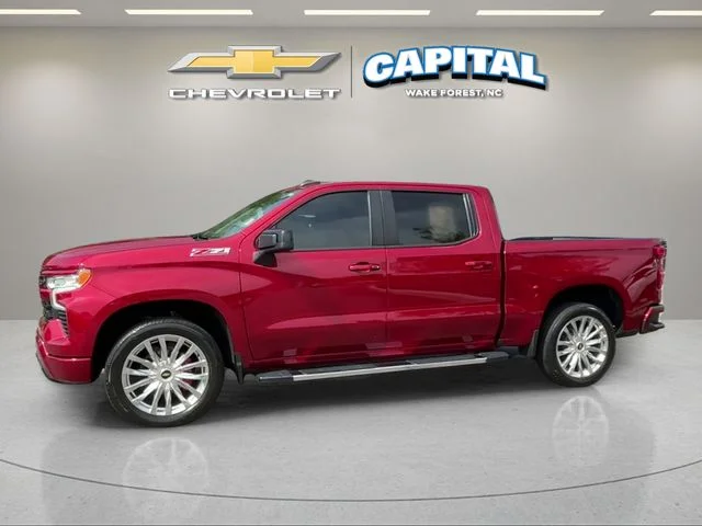 Used 2022 Red Chevrolet RST image 2