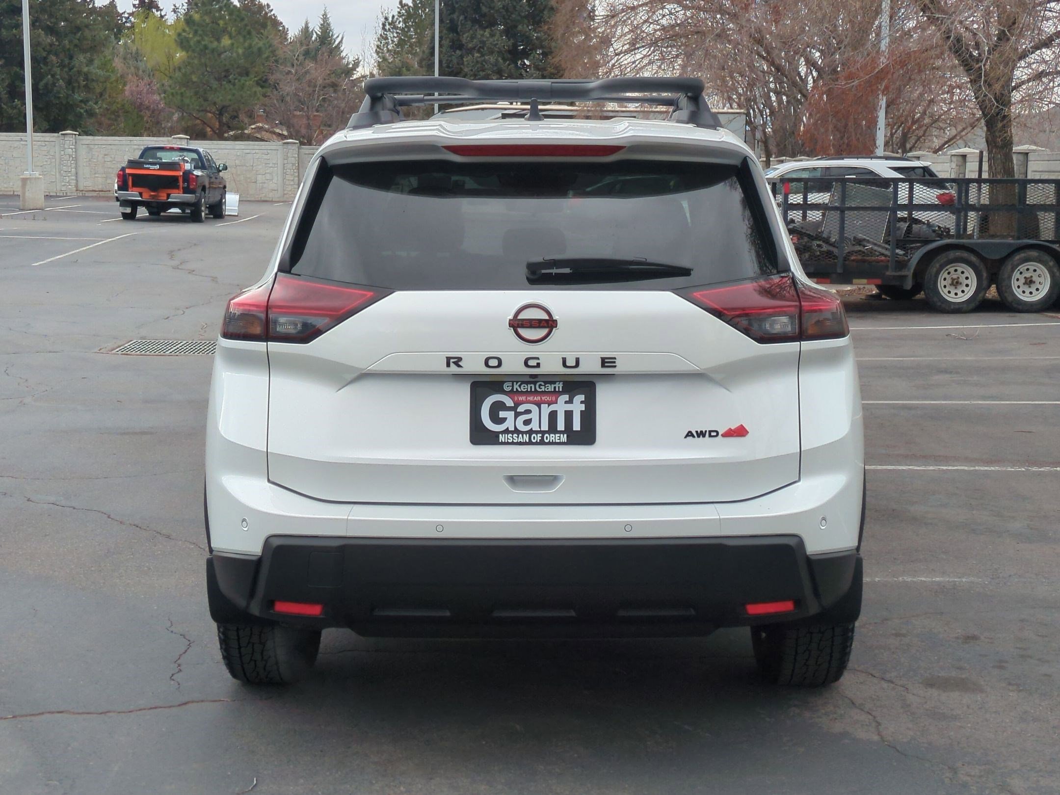 New 2026 Everest White Pearl TriCoat Nissan Rock Creek® image 4