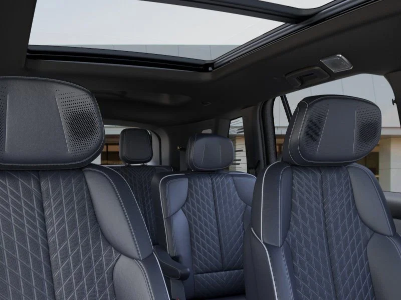 2026 Cadillac VISTIQ Premium Luxury - Photo 24