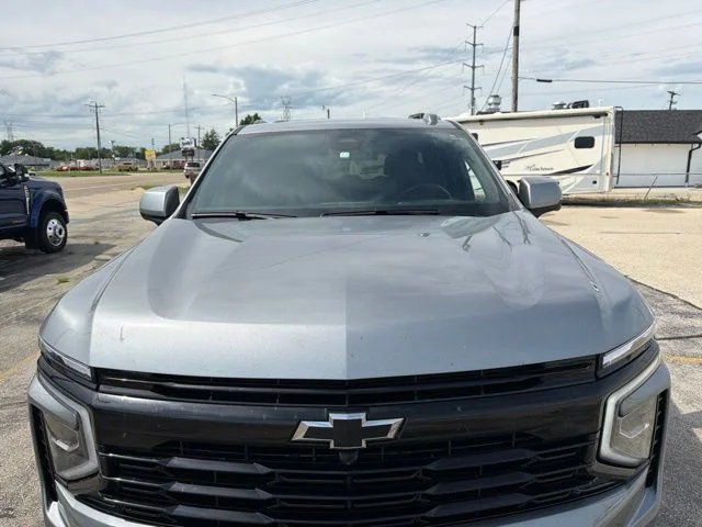Used 2025 Sterling Gray Metallic Chevrolet RST image 4