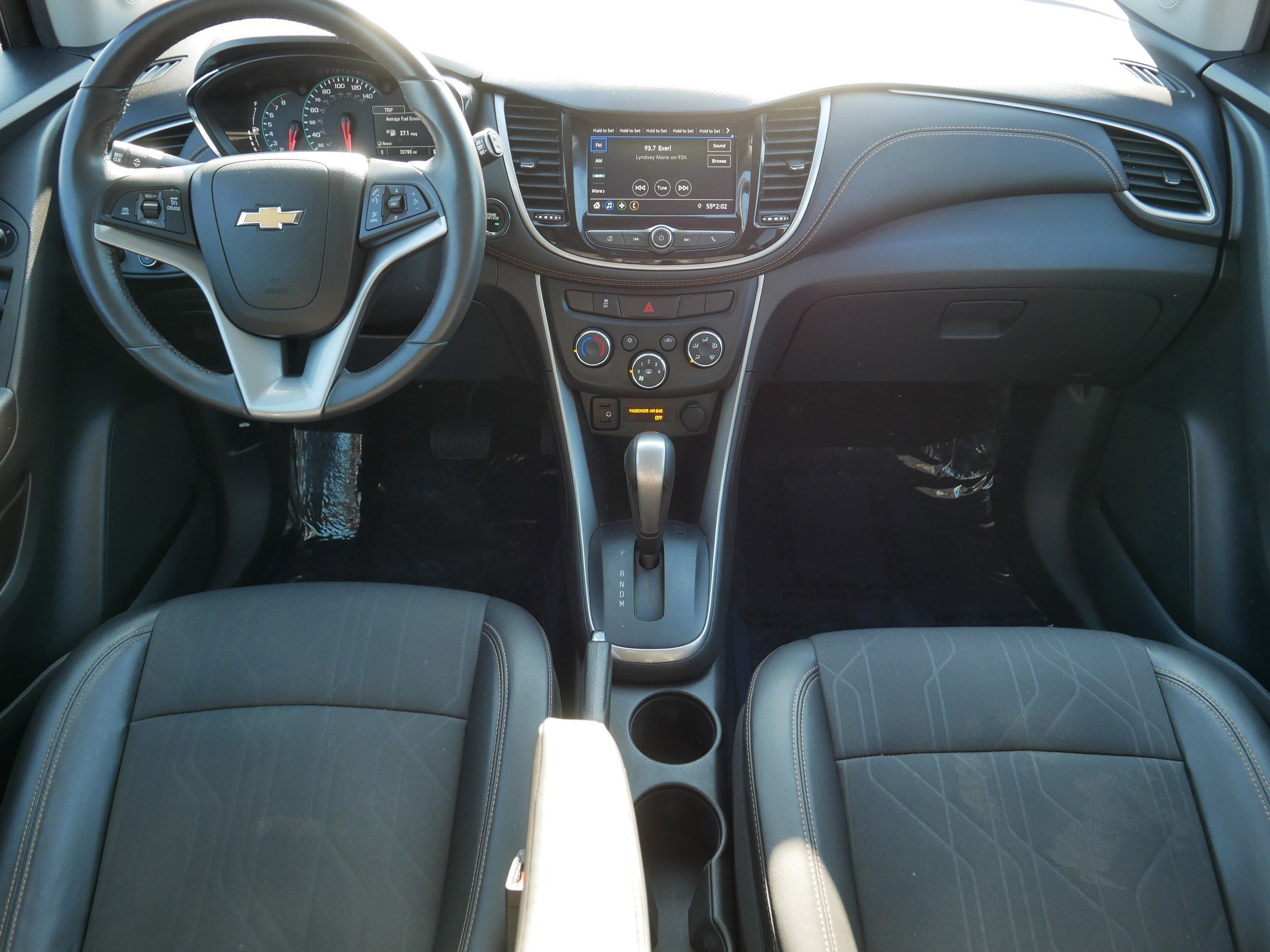Used 2022 Shadow Gray Metallic Chevrolet LT image 10