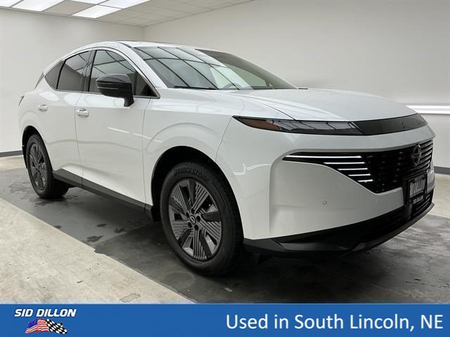 Used 2025 Everest White Pearl Tricoat Nissan SL image 3