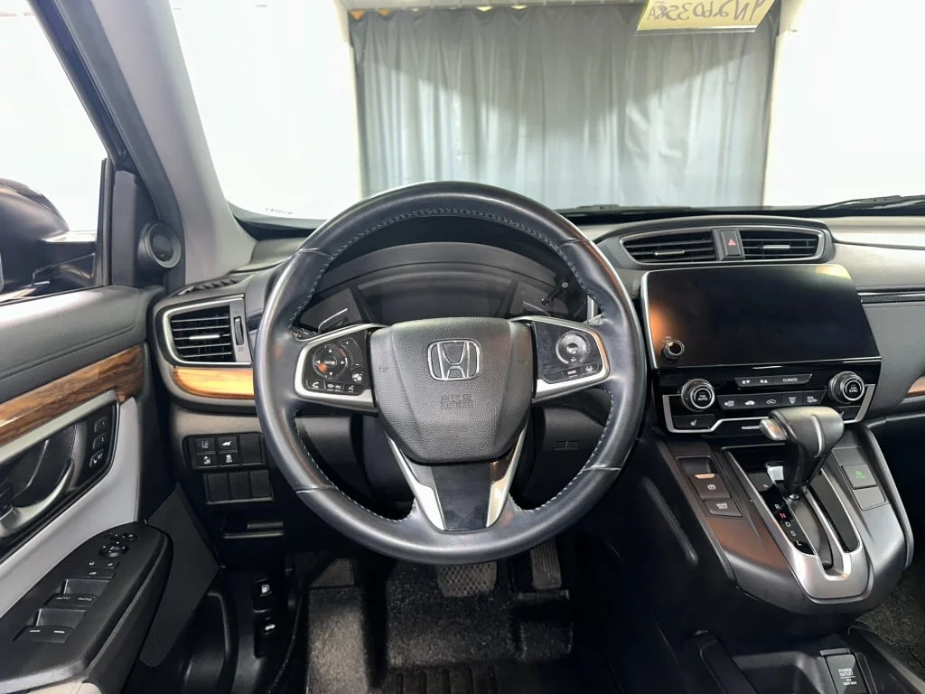 Used 2018 Obsidian Blue Pearl Honda EX-L image 2