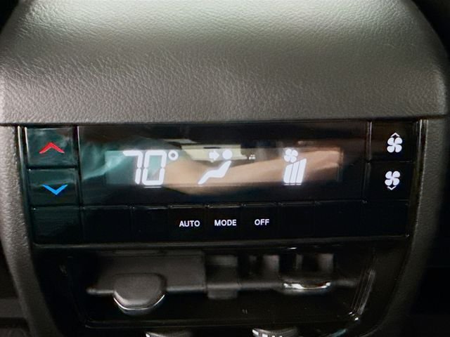 New 2026 Bright White Clearcoat Jeep Laredo image 24