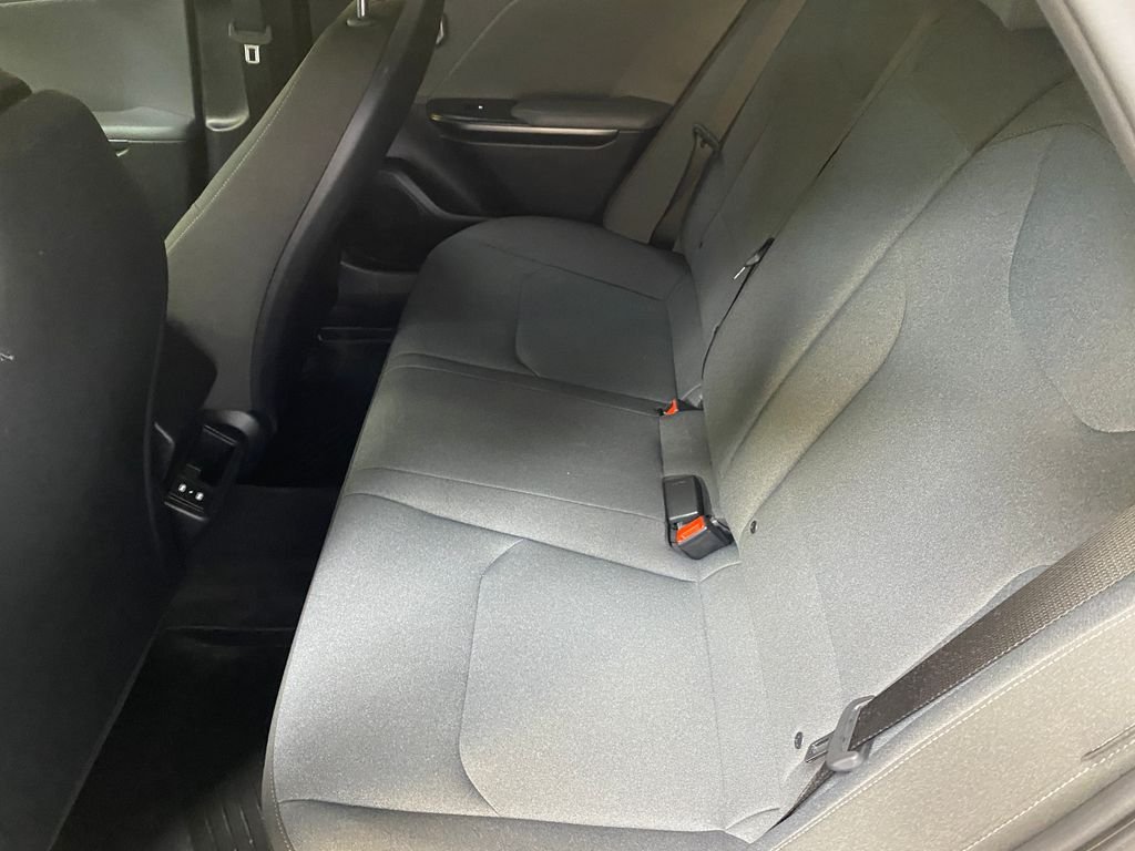 Used 2025 White Kia LXS image 22