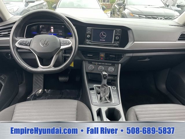2024 Volkswagen Jetta S - Photo 13