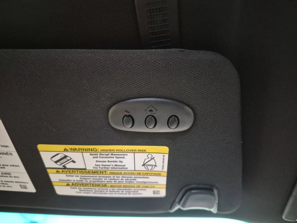 Used 2015 Ingot Silver Ford Limited image 40