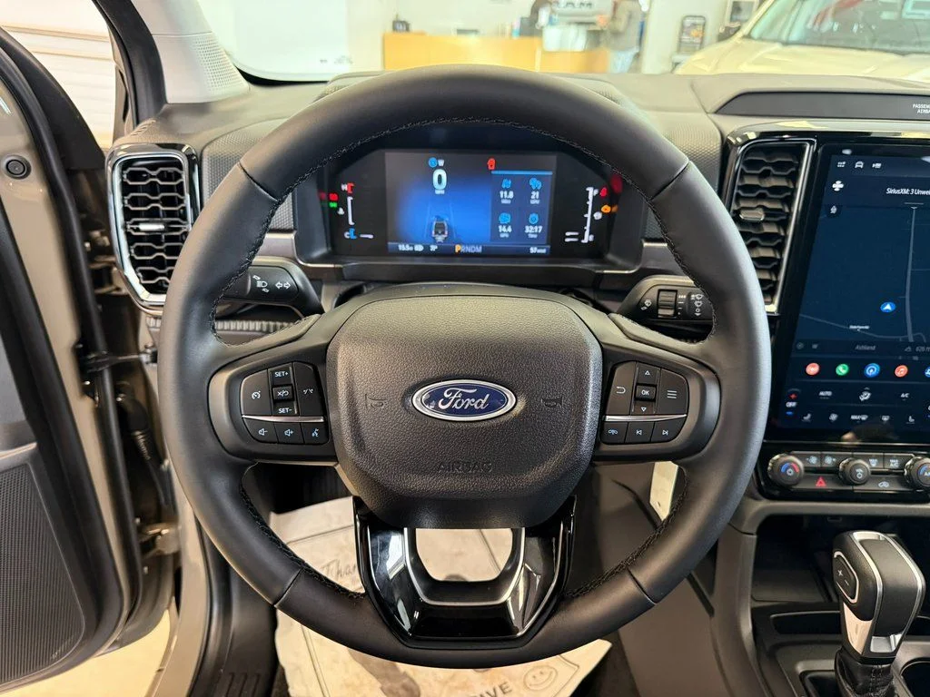 New 2025 Marsh Gray Ford XLT image 19