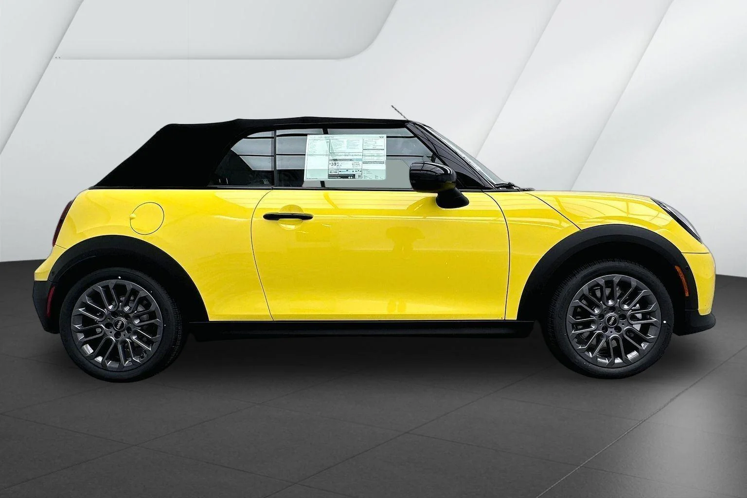 New 2026 Sunny Side Yellow MINI Iconic image 4