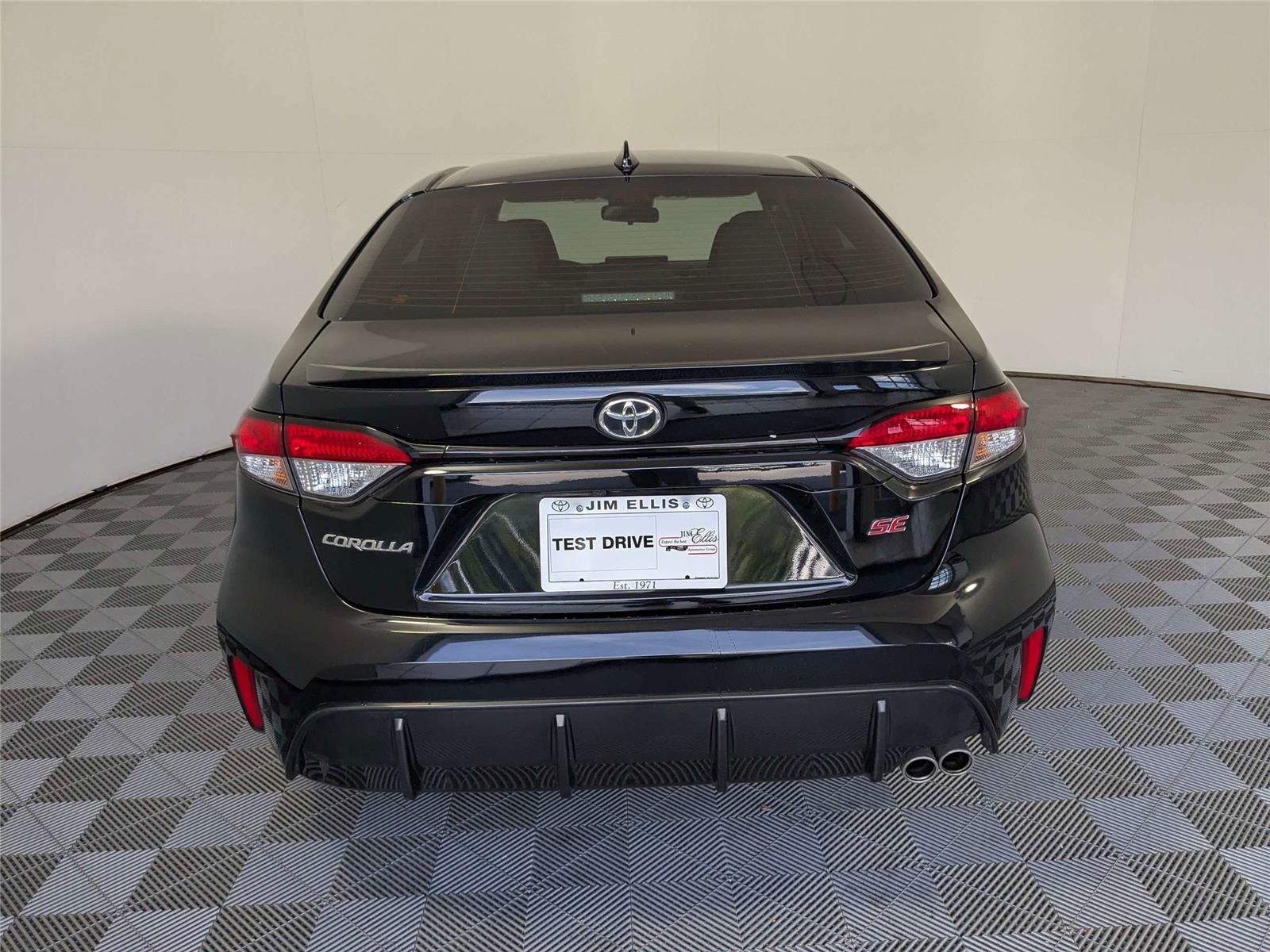 Certified Used 2024 Midnight Black Metallic Toyota SE image 6