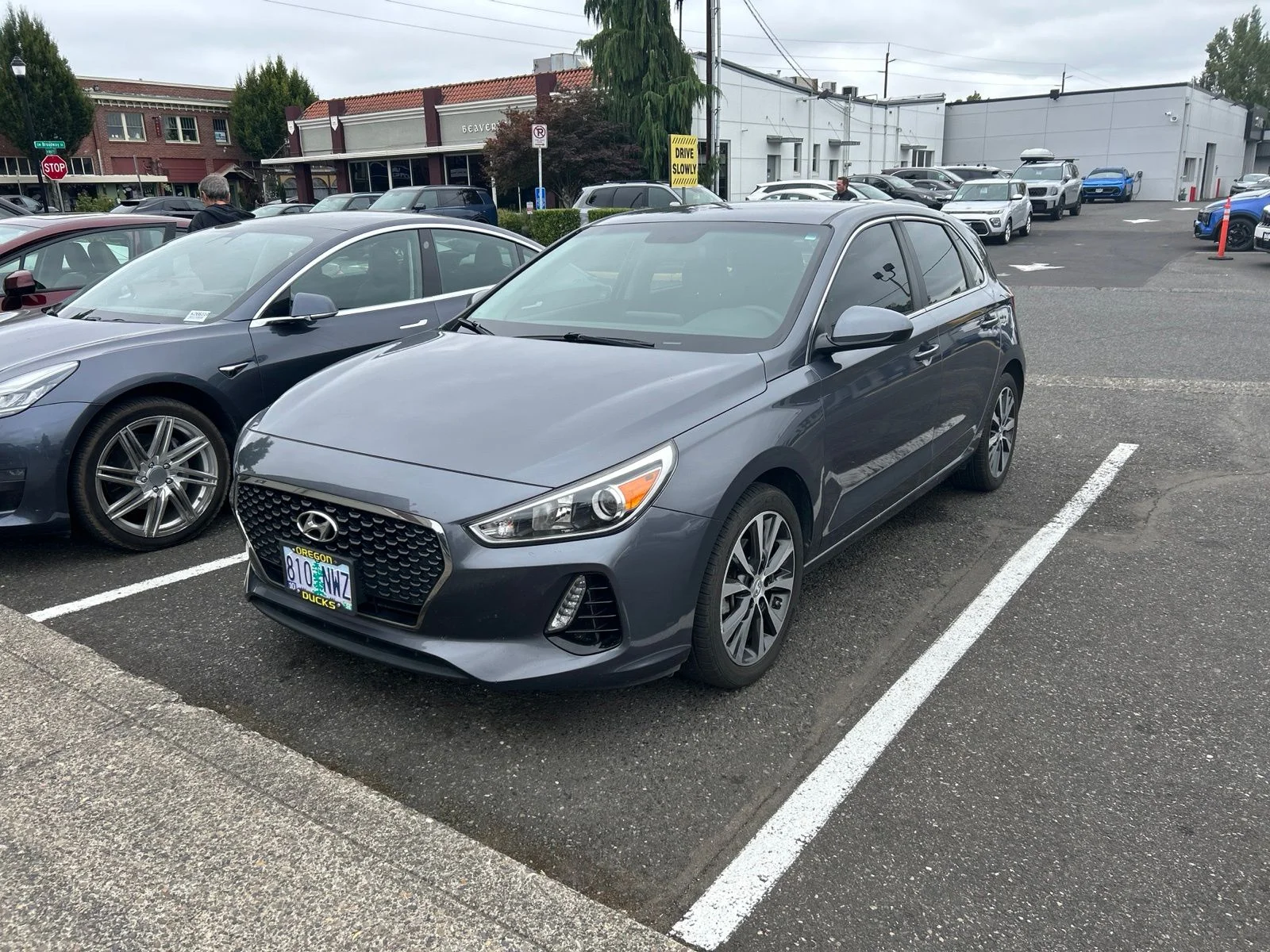Used 2018 Summit White Hyundai Base image 1