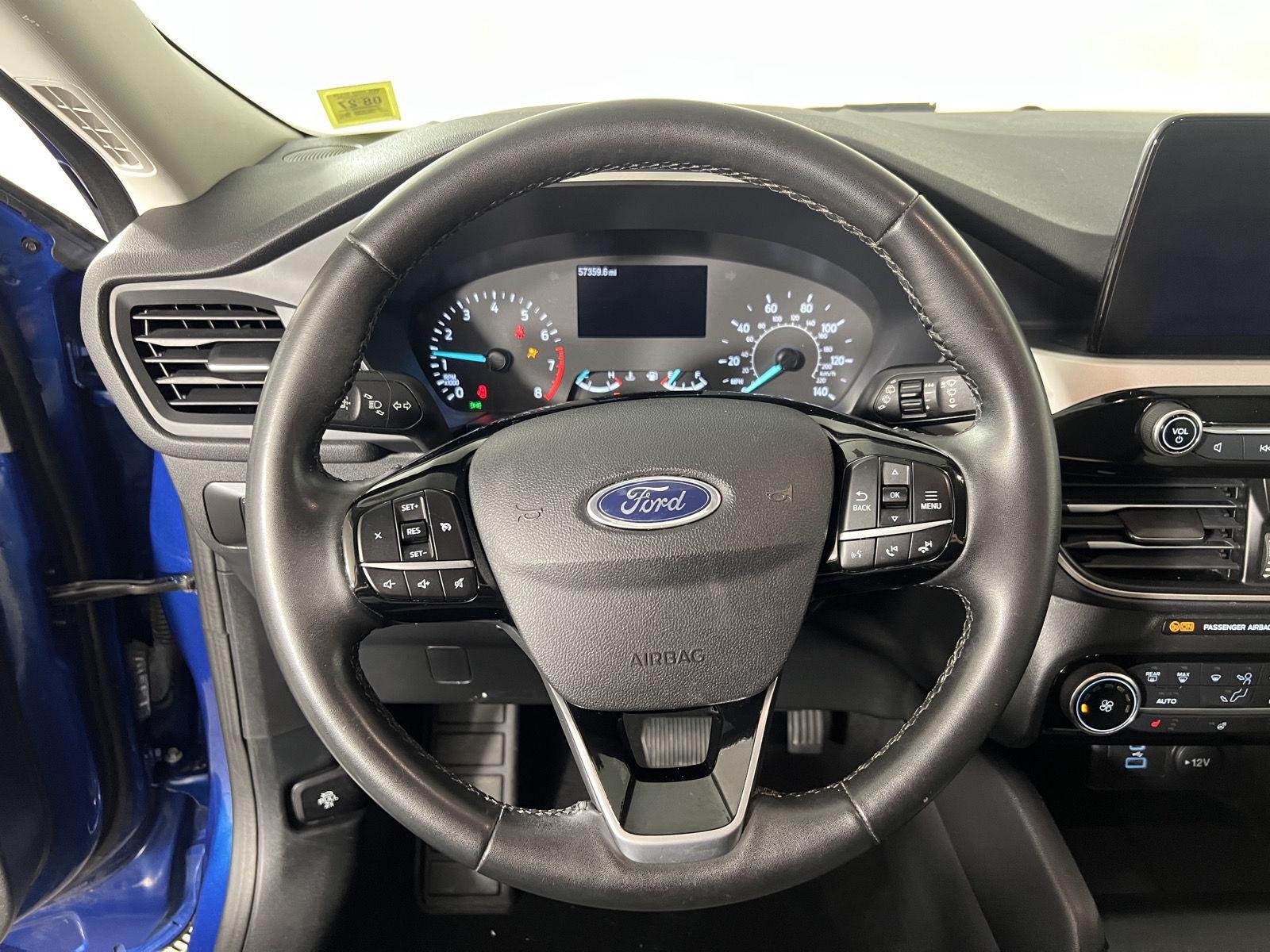 Used 2022 Atlas Blue Ford SE image 18