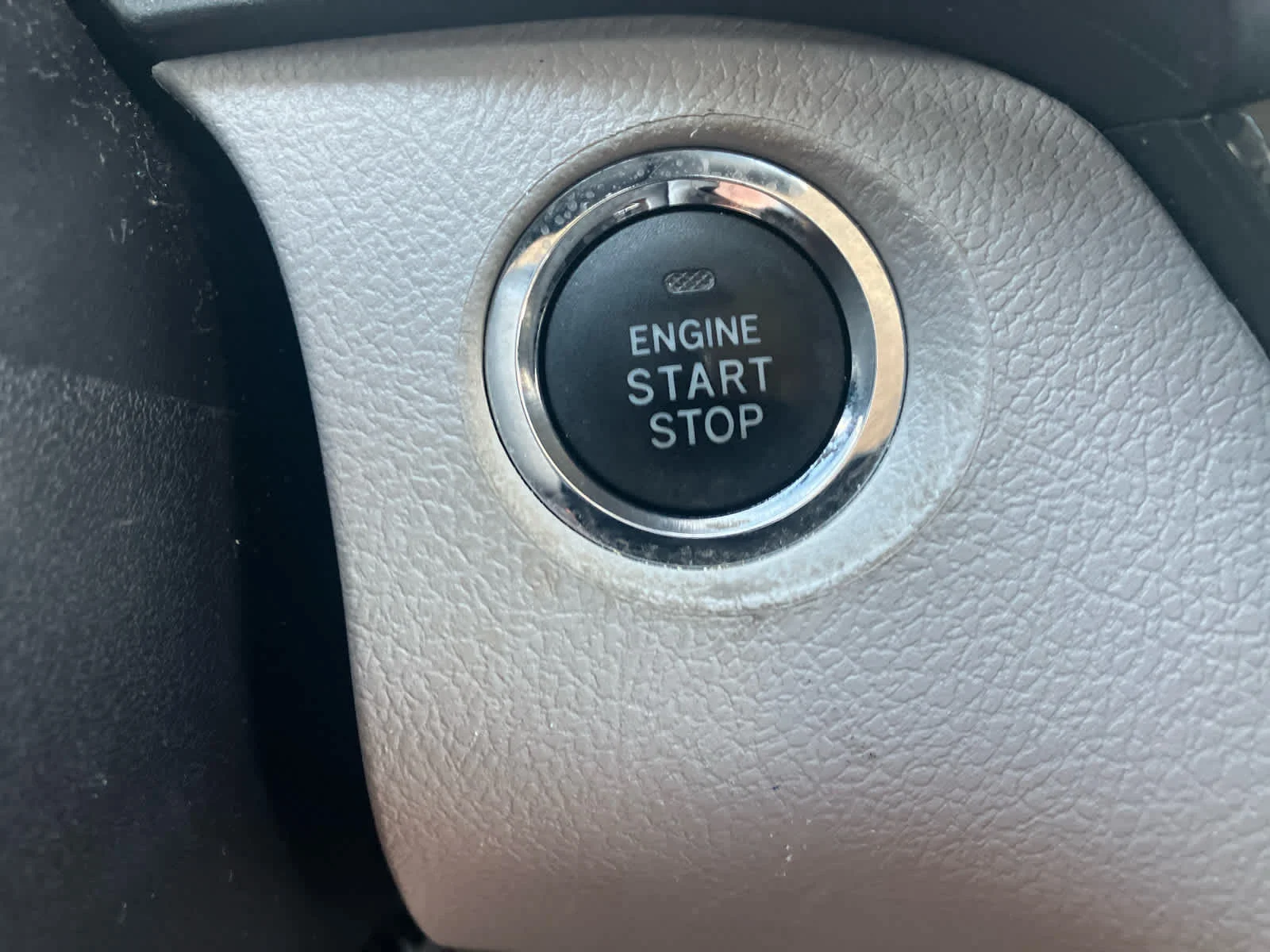 Used 2020 Midnight Black Metallic Toyota XLE image 24