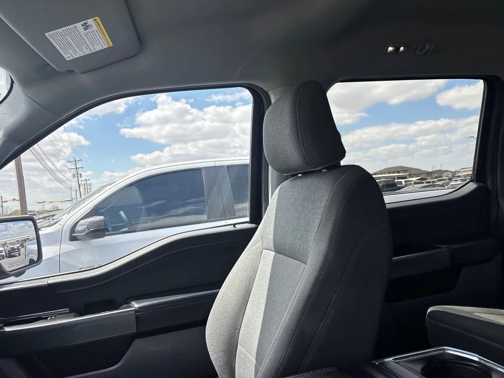 Used 2024 Black Ford XLT image 11